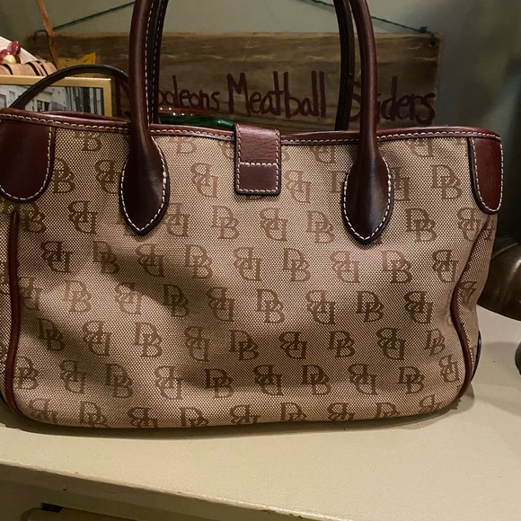 Dooney & Bourke Satchel with Shoulder Strap - Picture 3 of 12